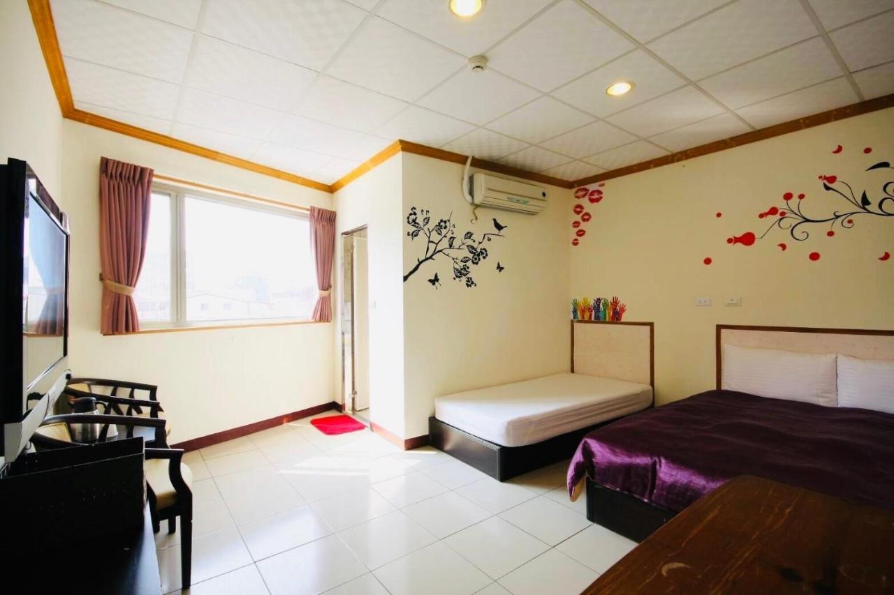 Sunmoonlake Sunflower House Yuchi Zewnętrze zdjęcie